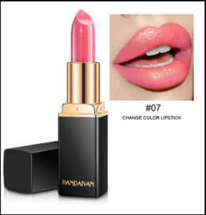 Labial metálico brillante con efecto perlado, labial que cambia de color según la temperatura.